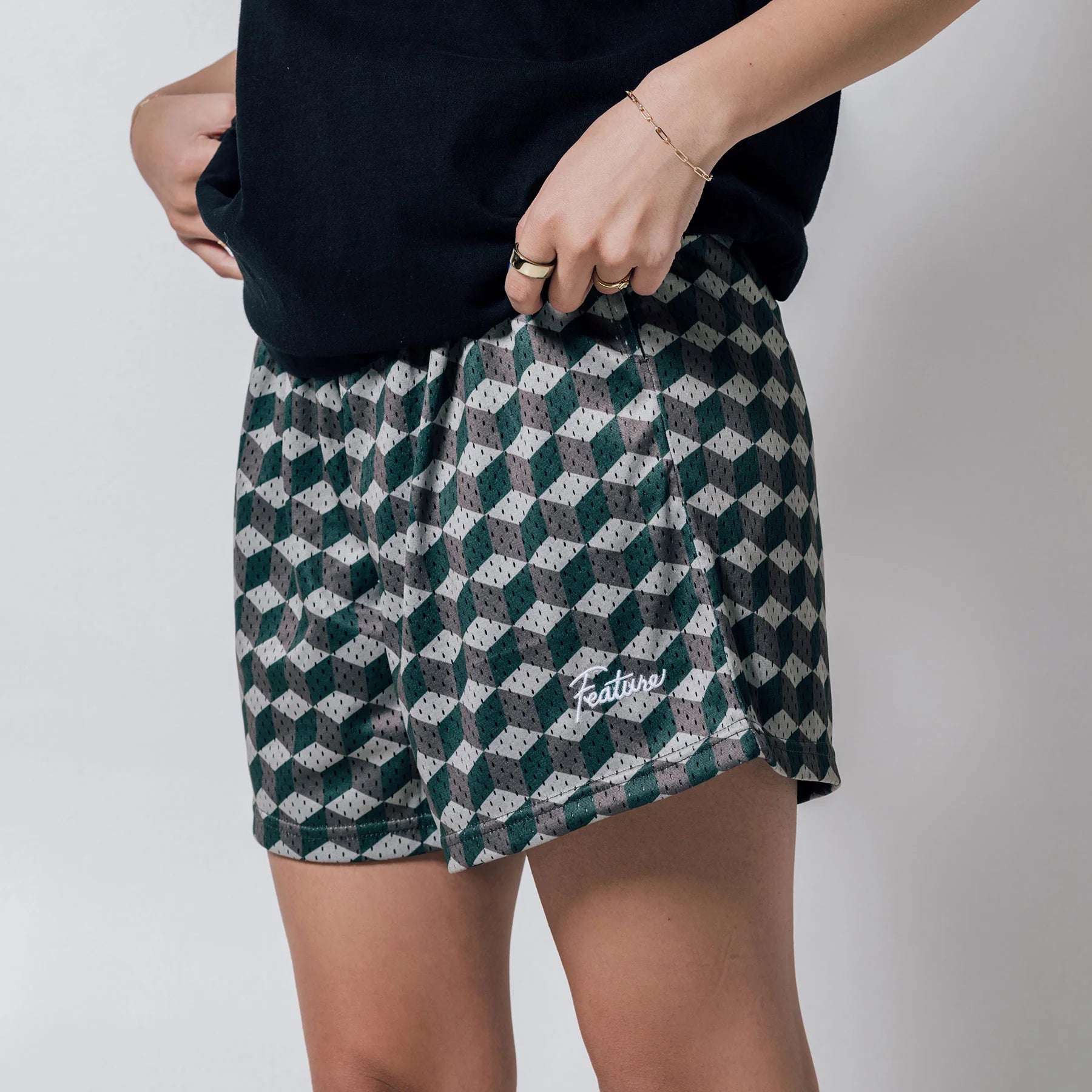 Cubert West Mesh Shorts Mono