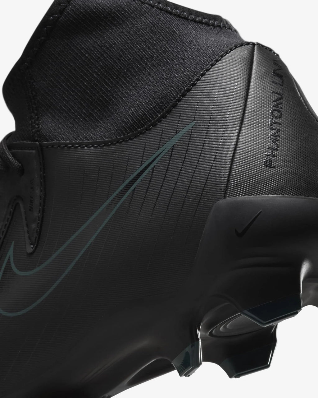 Nike Phantom Luna 2 Academy Black