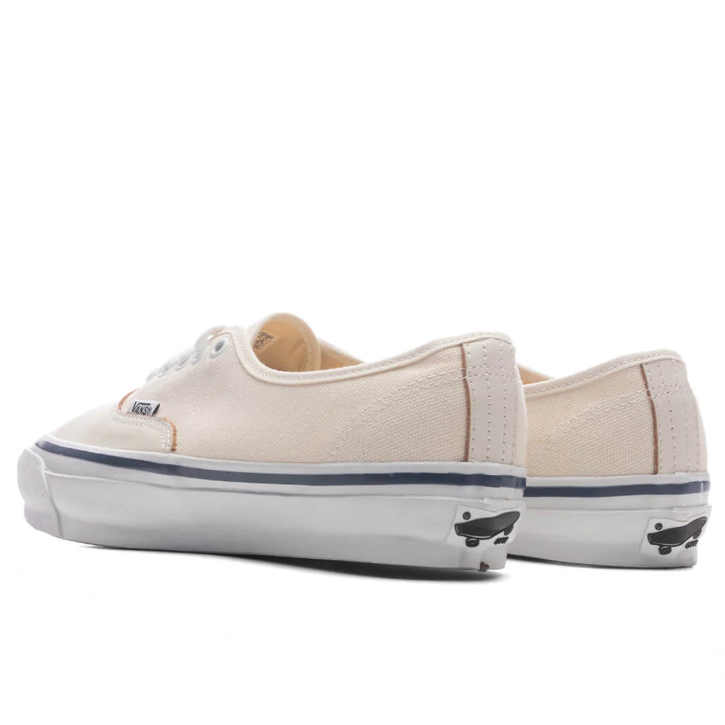 OTW Premium Authentic 44 Siped Vibram Marshmallow White