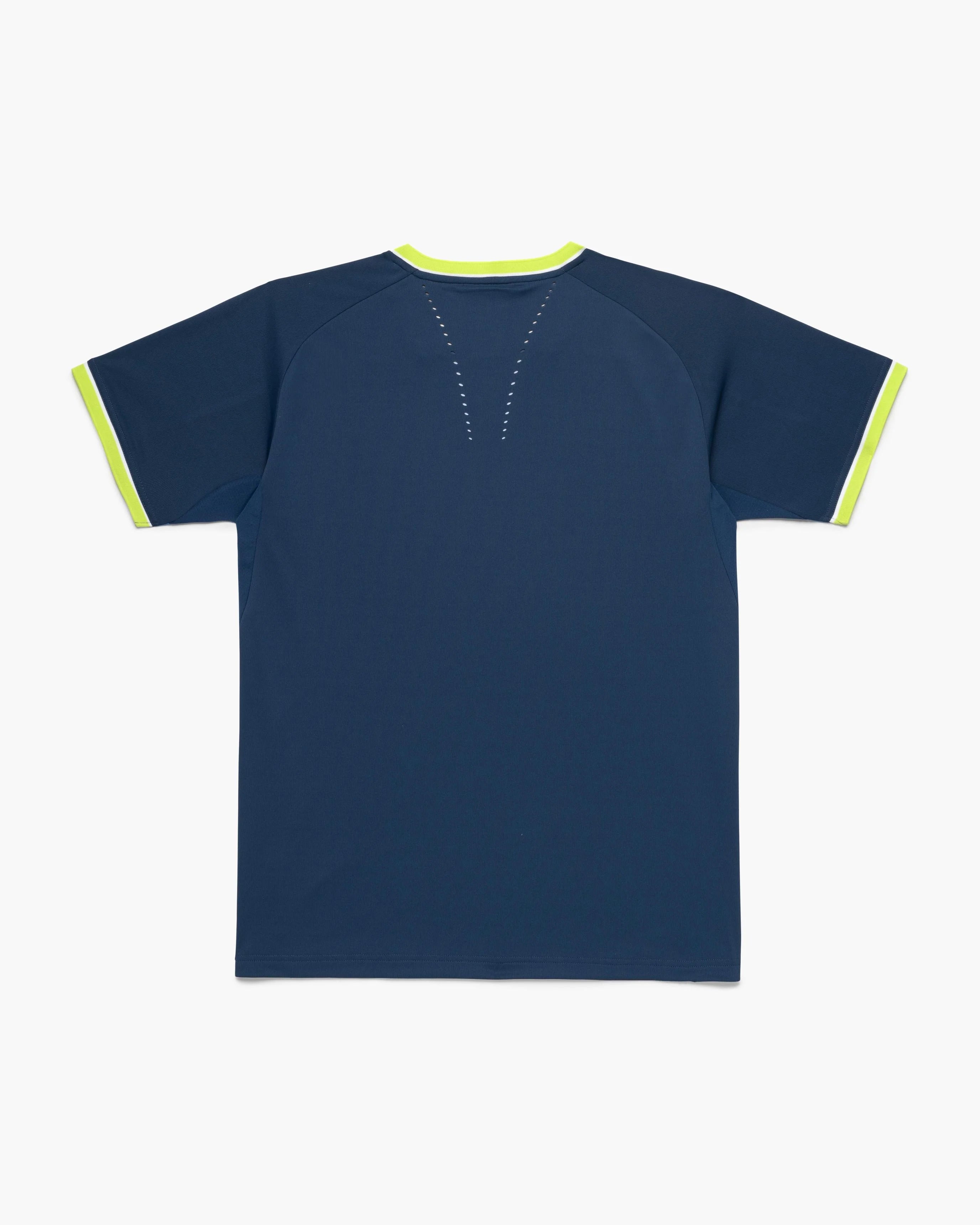 ISOMETRIC GRADIENT TOURNAMENT SHIRT