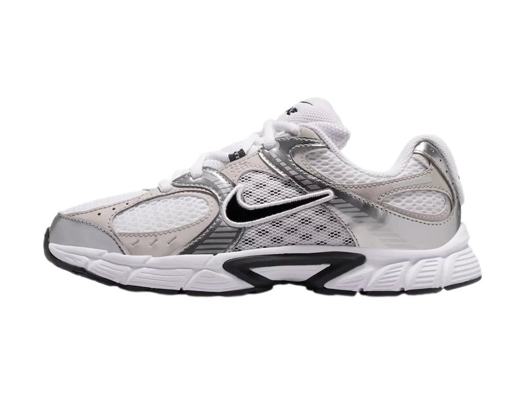 Tenis Nike V5 RNR Blanco y Gris para Niño