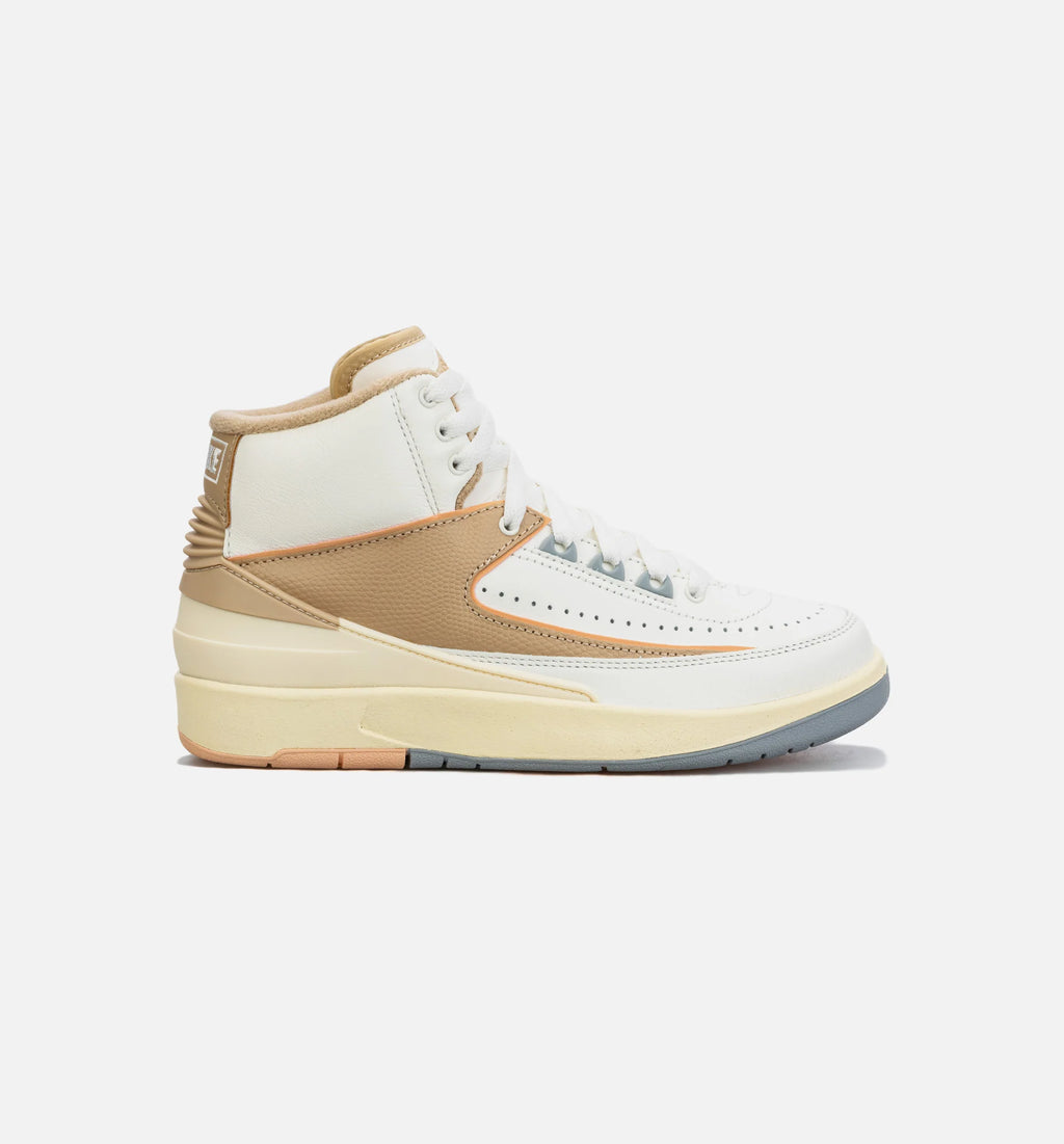 Air Jordan 2 Retro Muslin Womens Lifestyle Shoe Beige White