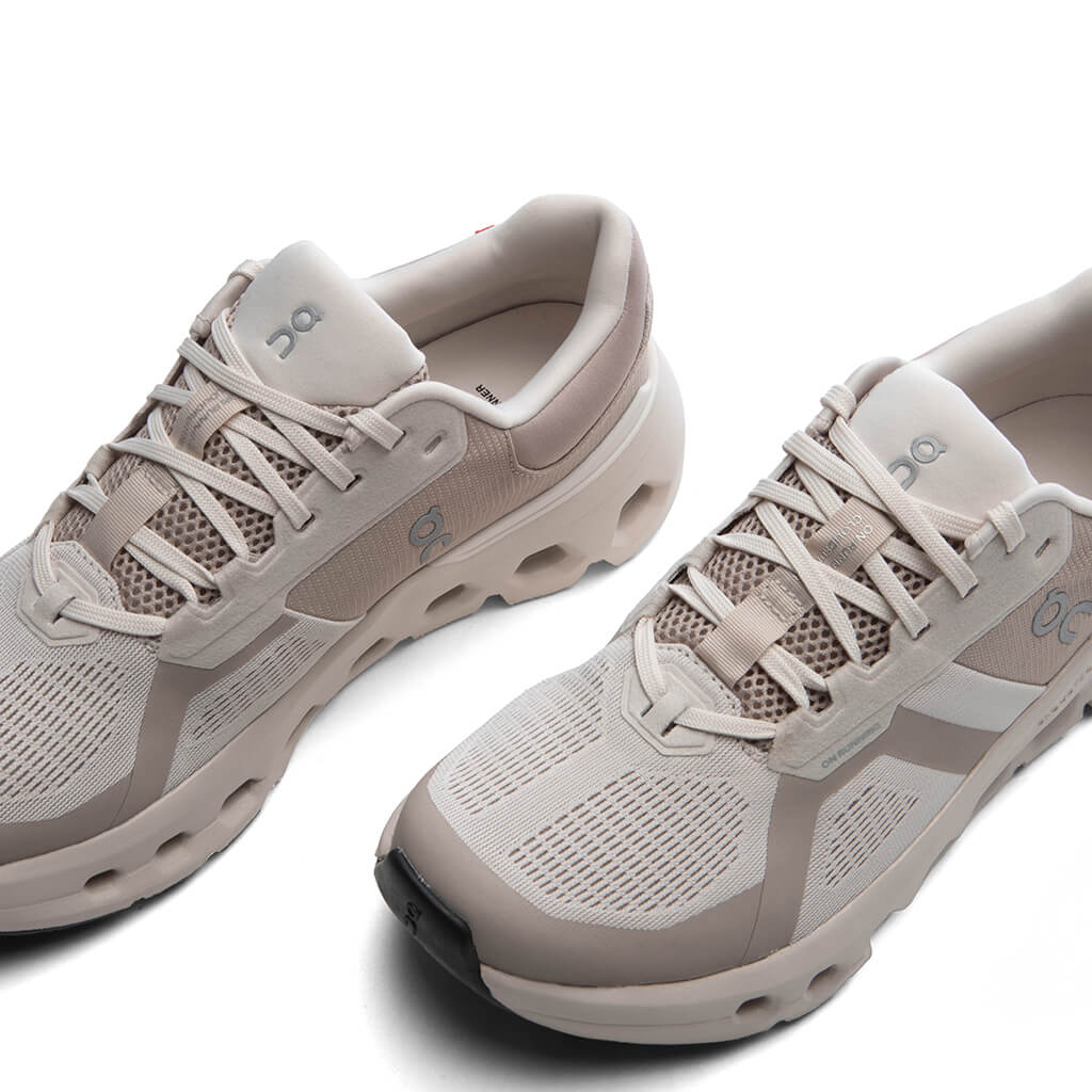 Cloudrunner 2 Pearl Desert