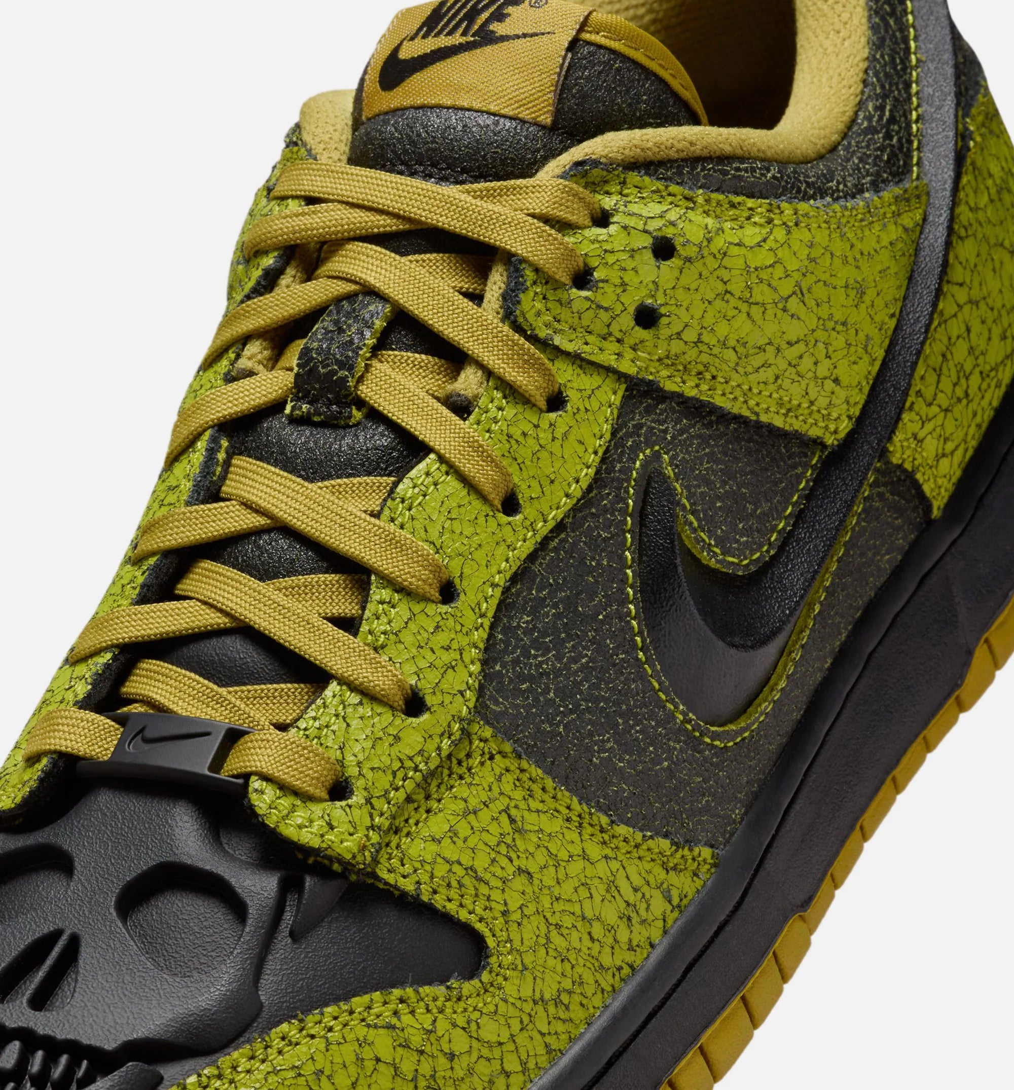 Dunk Low Halloween Skull Mens Lifestyle Shoe Bright Cactus Black Green Curry