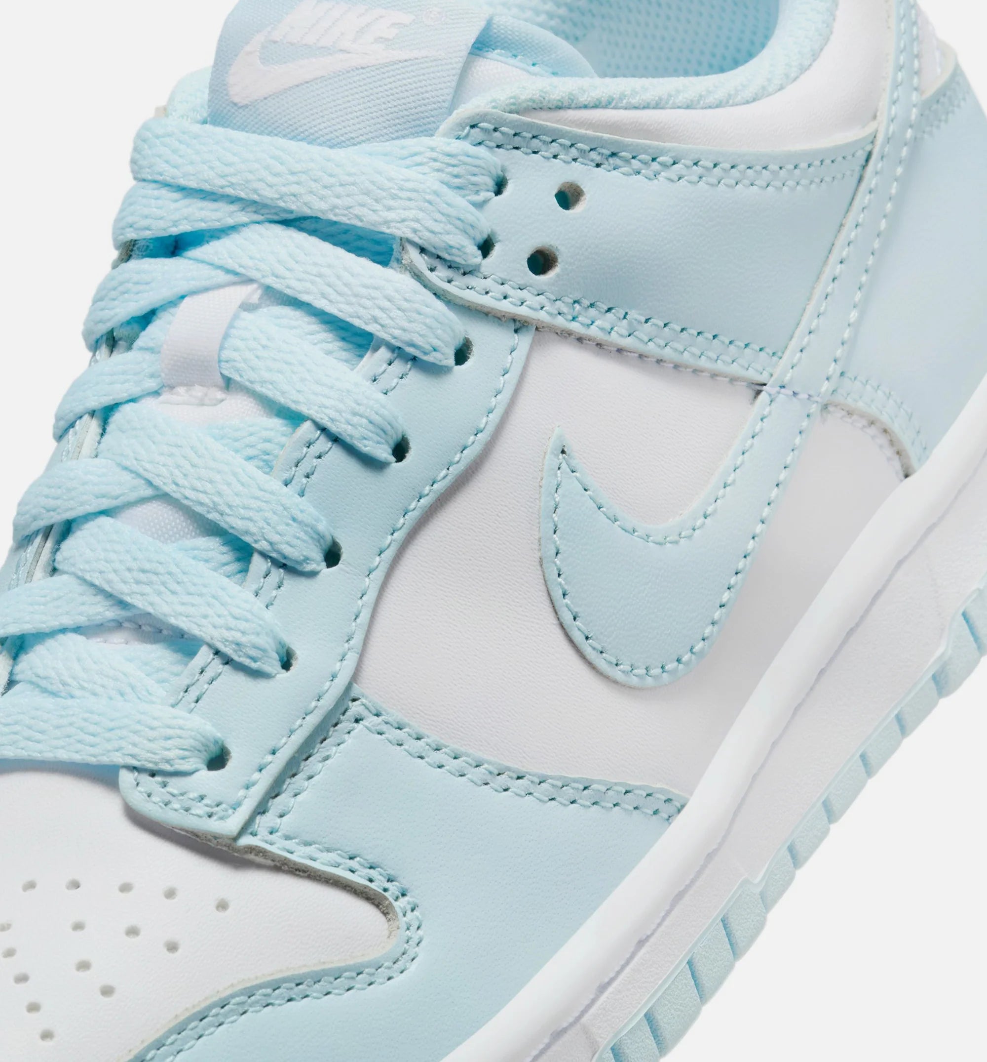 Dunk Low Glacier Blue Grade School Lifestyle Shoe White Glacier Blue