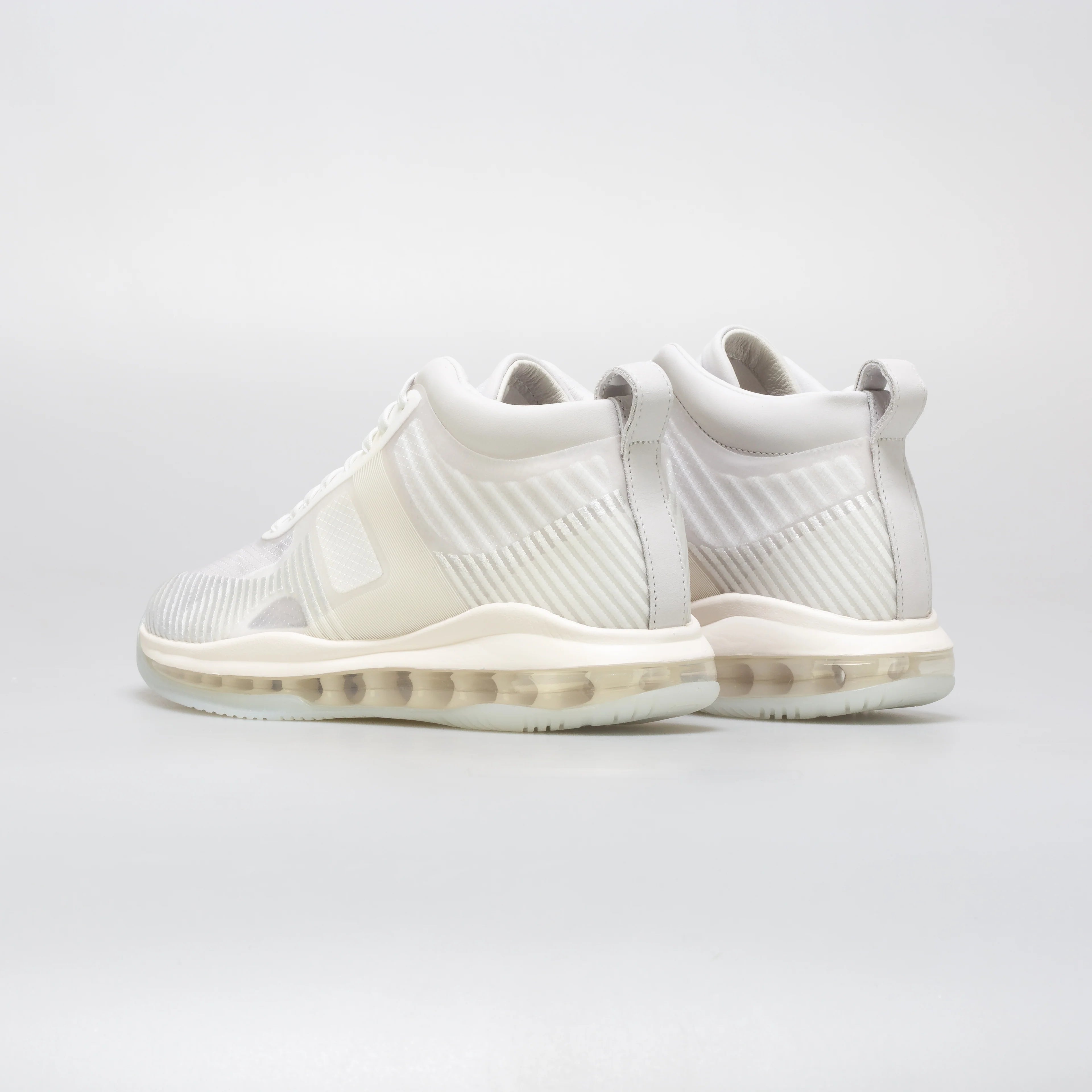 Lebron X John Elliott Icon QS Mens Basketball Shoe White Sail