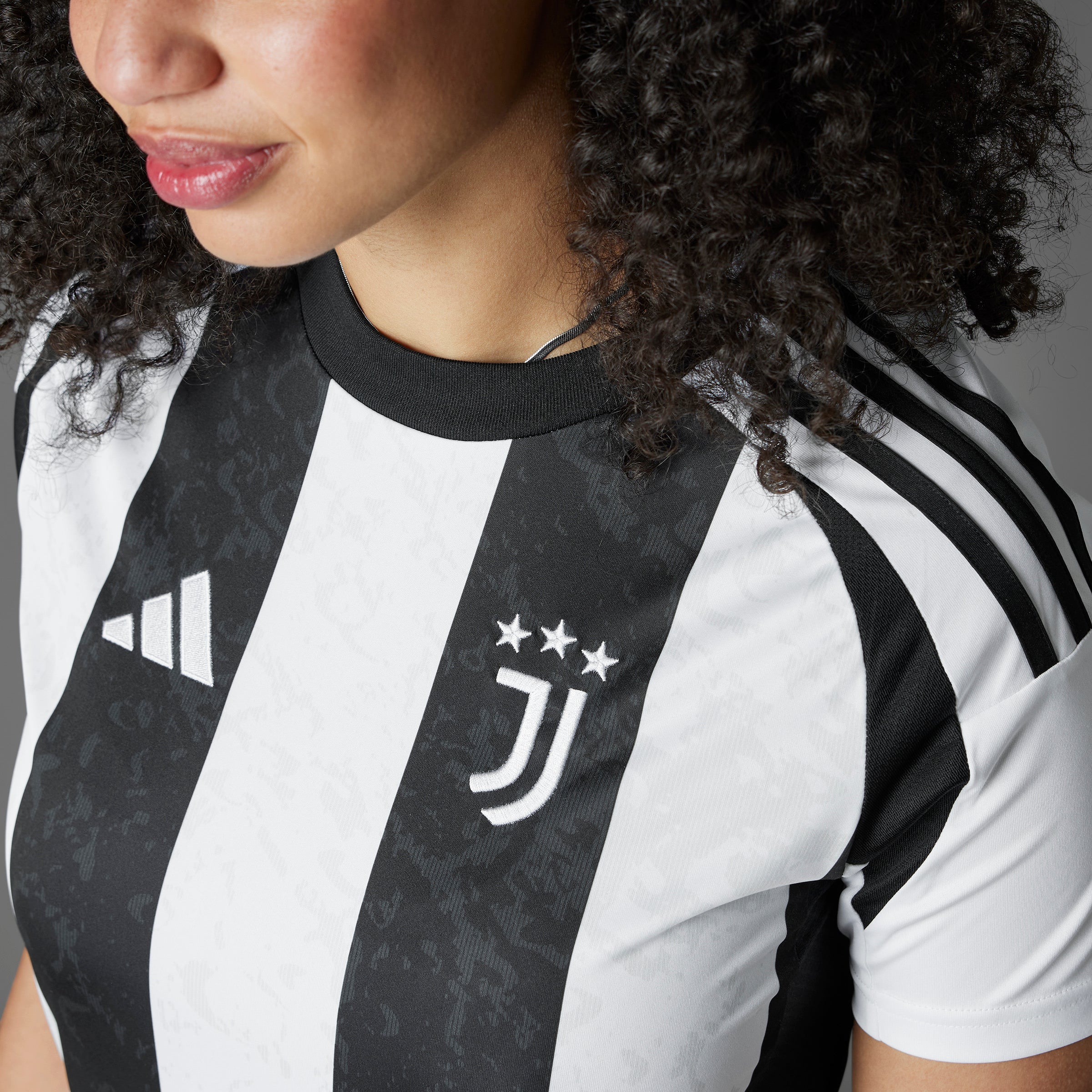 adidas Womens Juventus Home Jersey 24 25