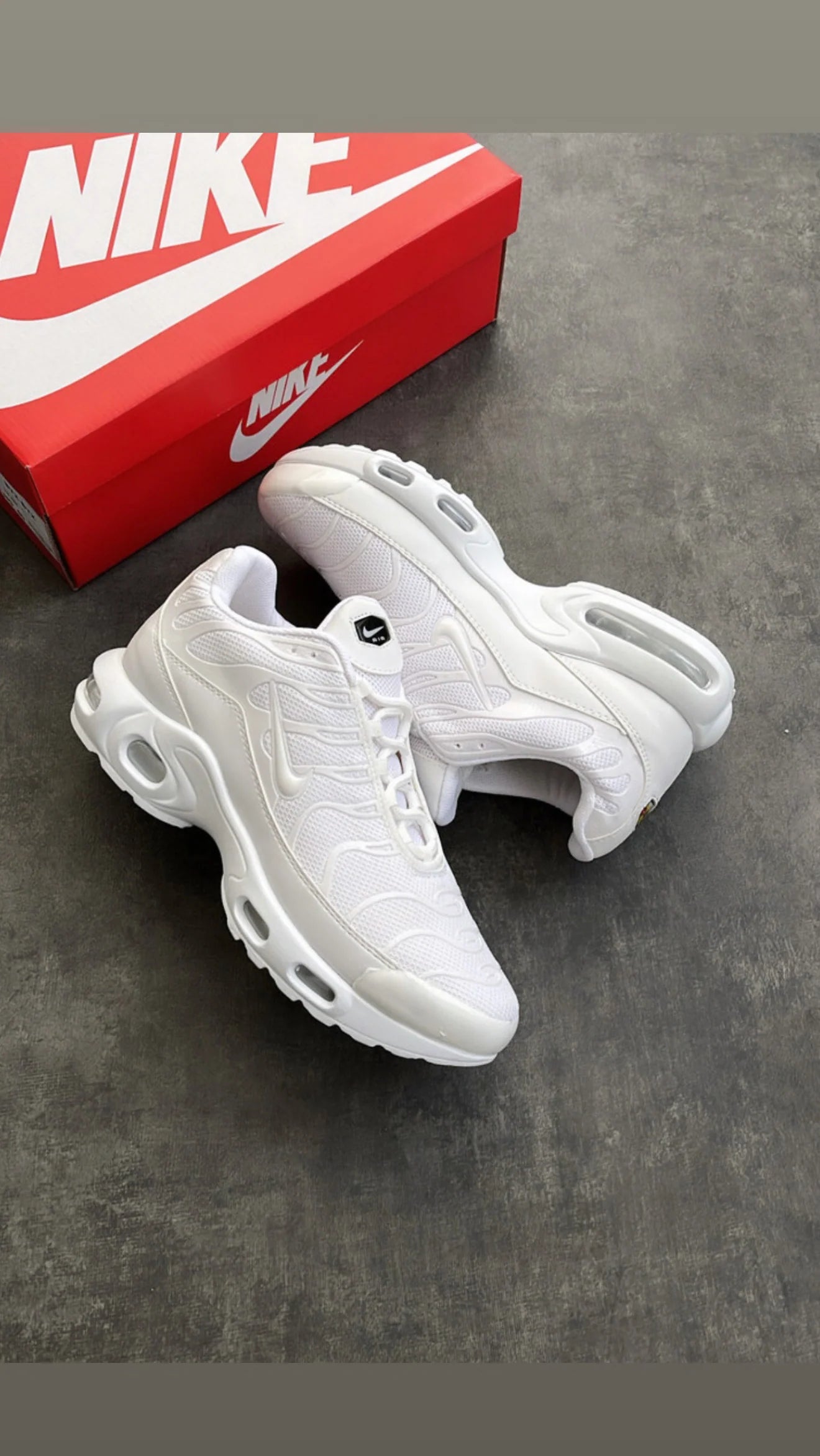 NIKE TN BEYAZ
