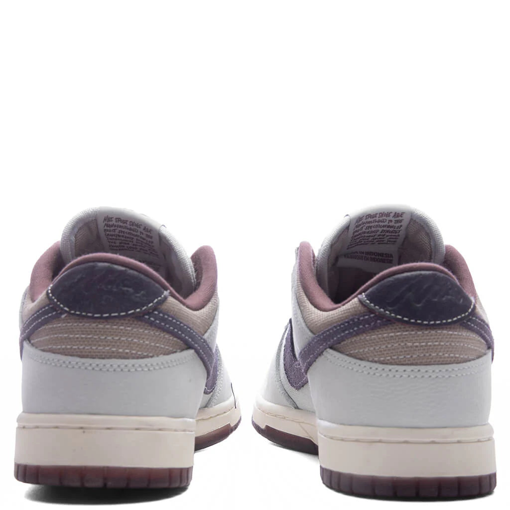 Dunk Low Retro SE Off White Dark Raisin Spruce Aura