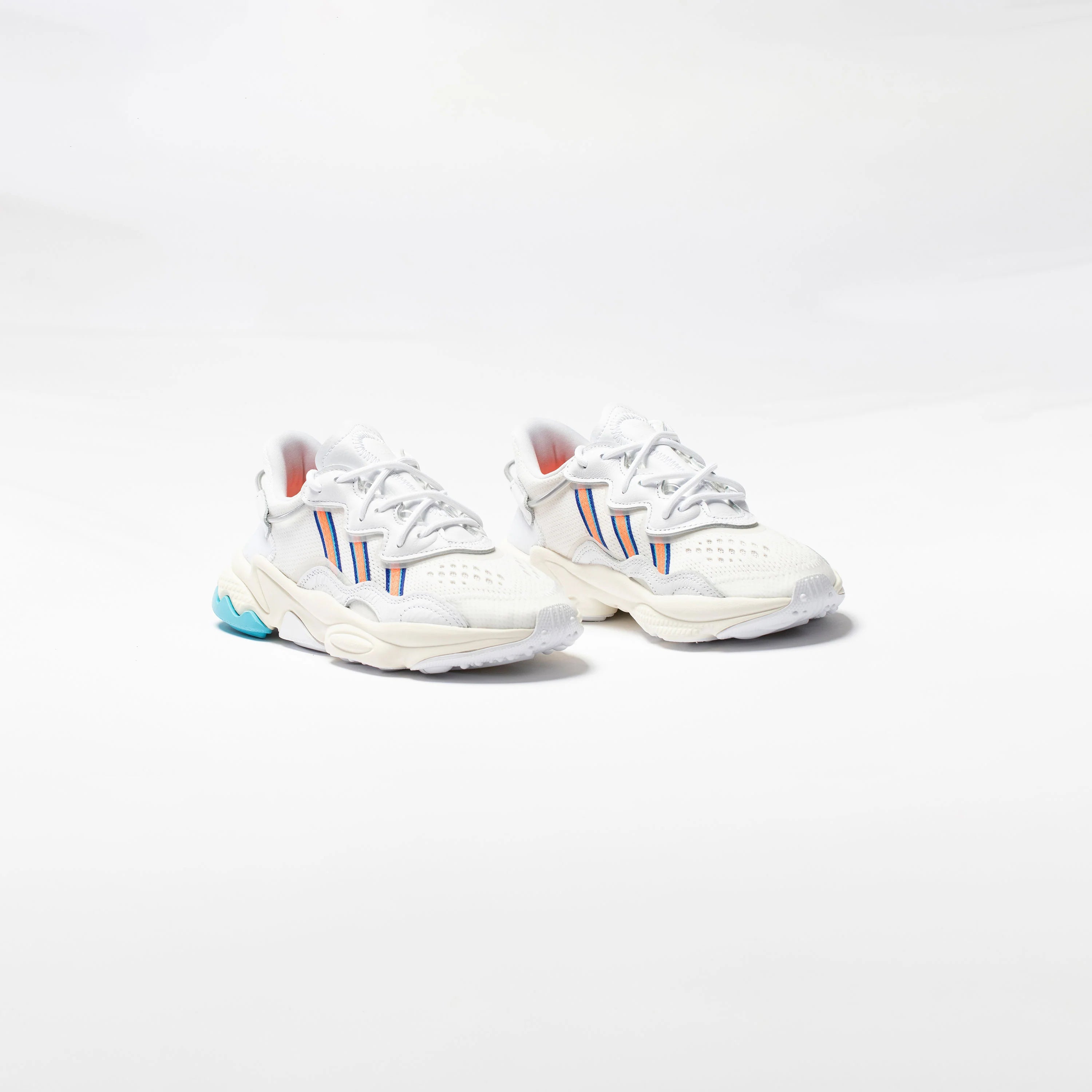 Ozweego W Womens Lifestyle Shoe White Signal Coral Blue Glow