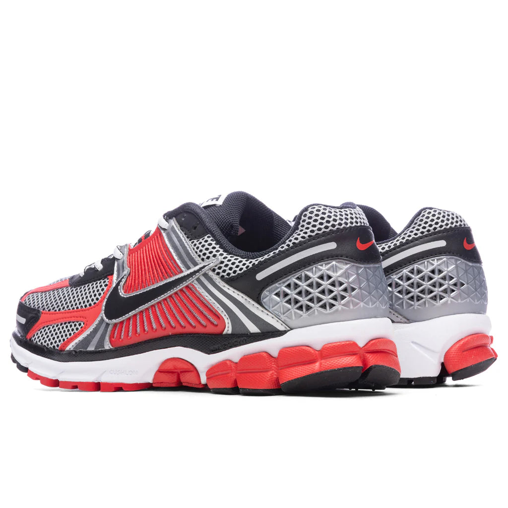 Zoom Vomero 5 Metallic Silver Black University Red
