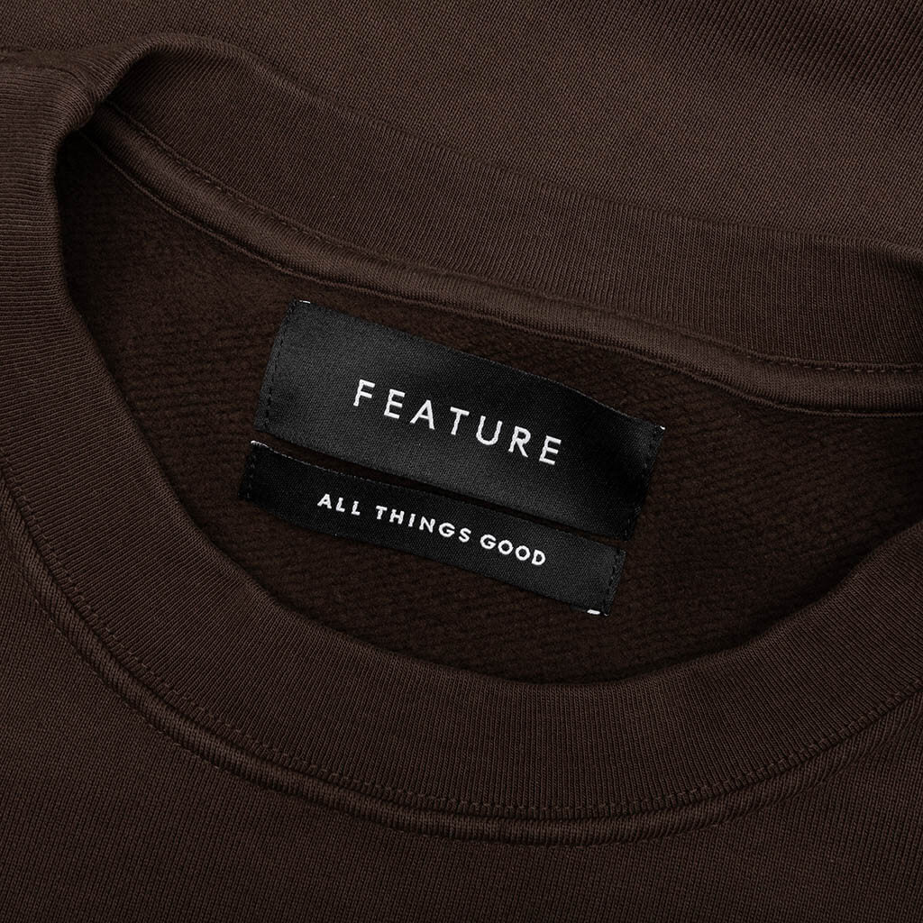 Triumph Crewneck Bitter Chocolate