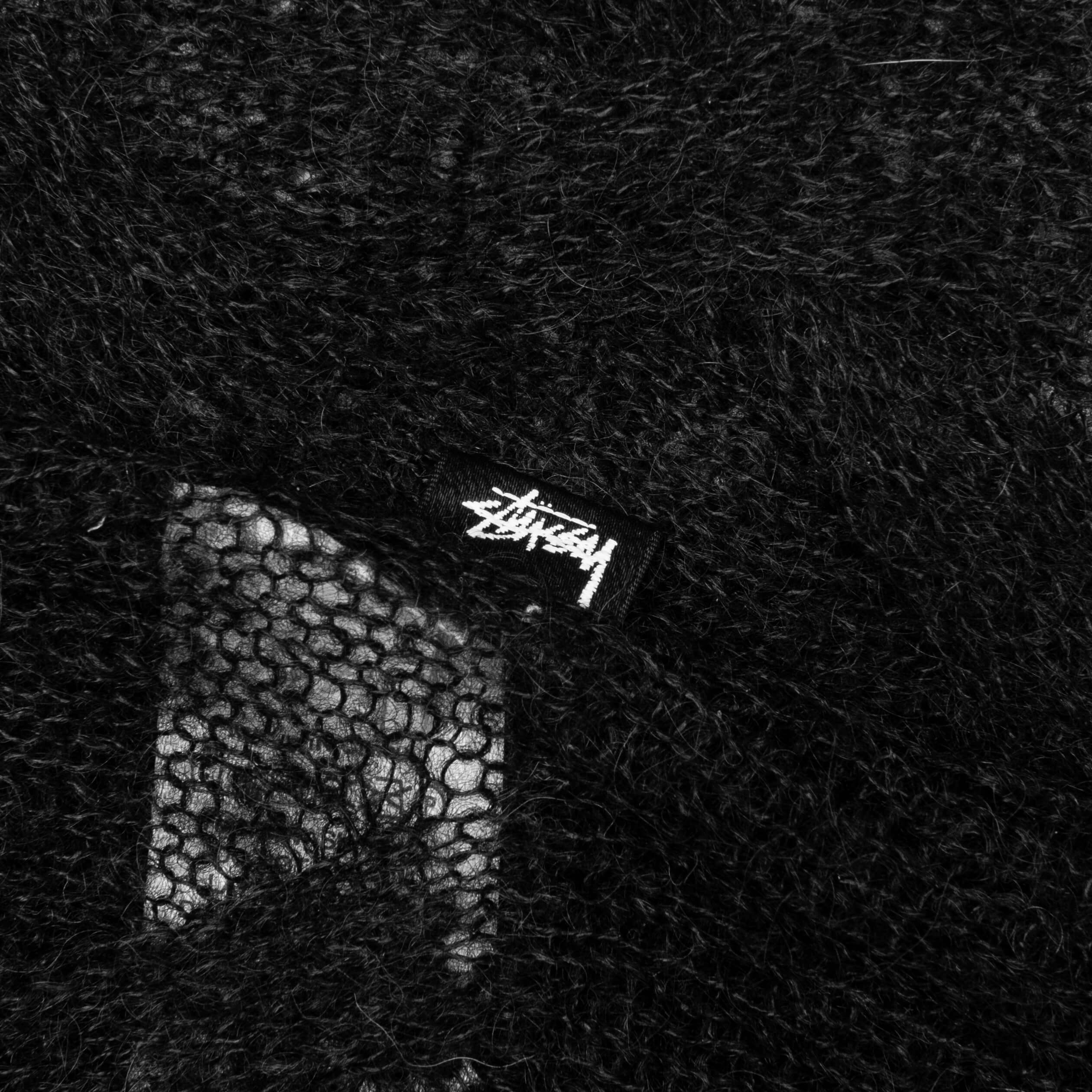 Loose Knit Cross Cable Black