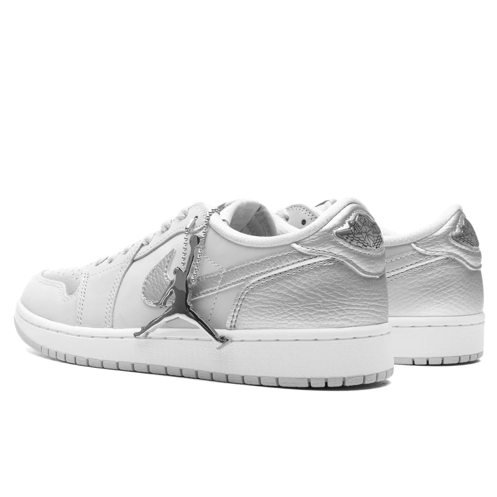 Air Jordan 1 Low OG Metallic Silver Neutral Grey Metallic Silver White
