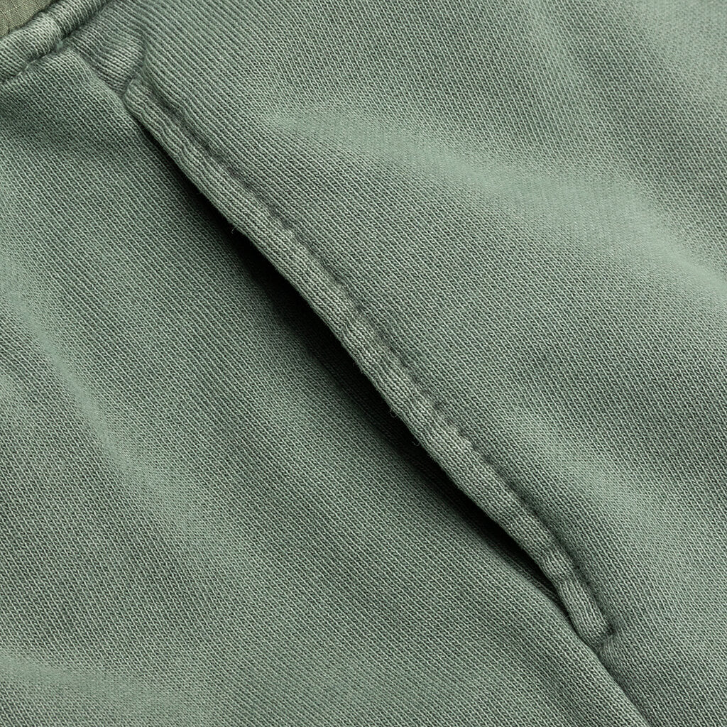 Marc Sweatshort Deep Lichen Green