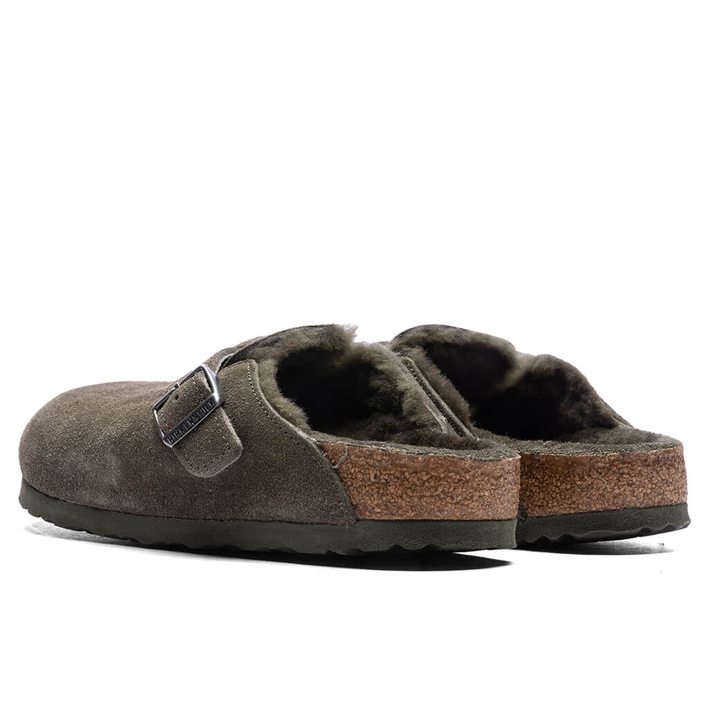 Womens Narrow Boston Suede Thyme