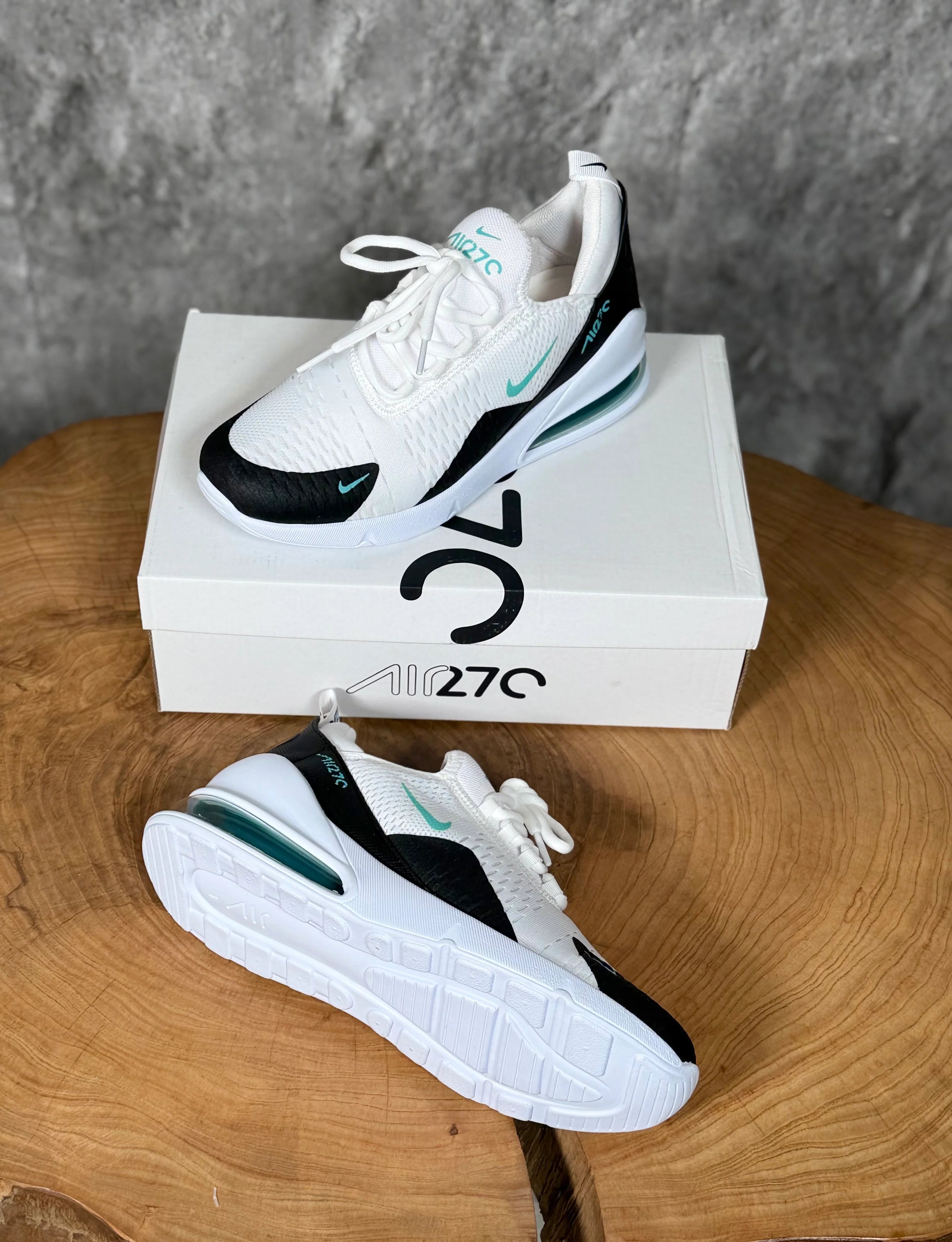 NIKE 270 MODELİ