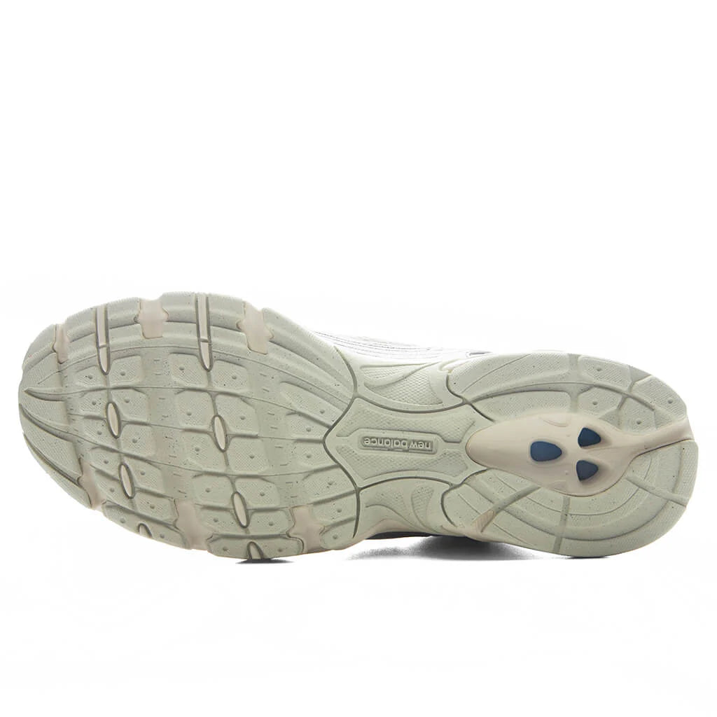 530 Silver Metallic Reflecton