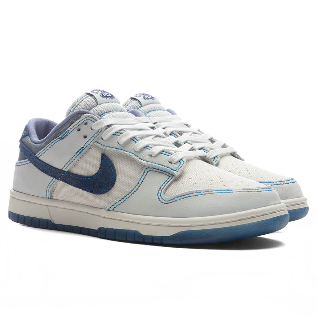 Dunk Low Retro SE Summit White Blue Void Pure Platinum