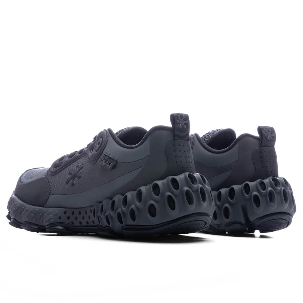 Salehe Bembury x SPUNGE Osmosis Orca Black Grey Black