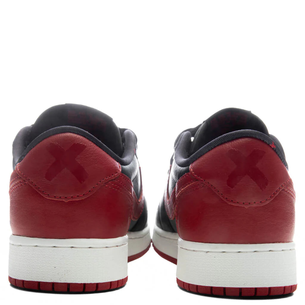 Air Jordan 1 Retro Low OG Banned GS Black Varsity Red Summit White