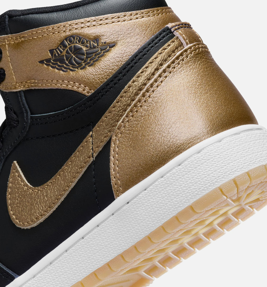 Air Jordan 1 Retro High OG Black and Gold Grade School Lifestyle Shoe Black Metallic Gold Sail