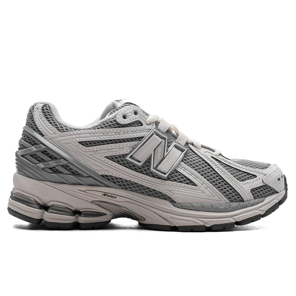 1906R Grey Matter Slate Grey Silver Metallic