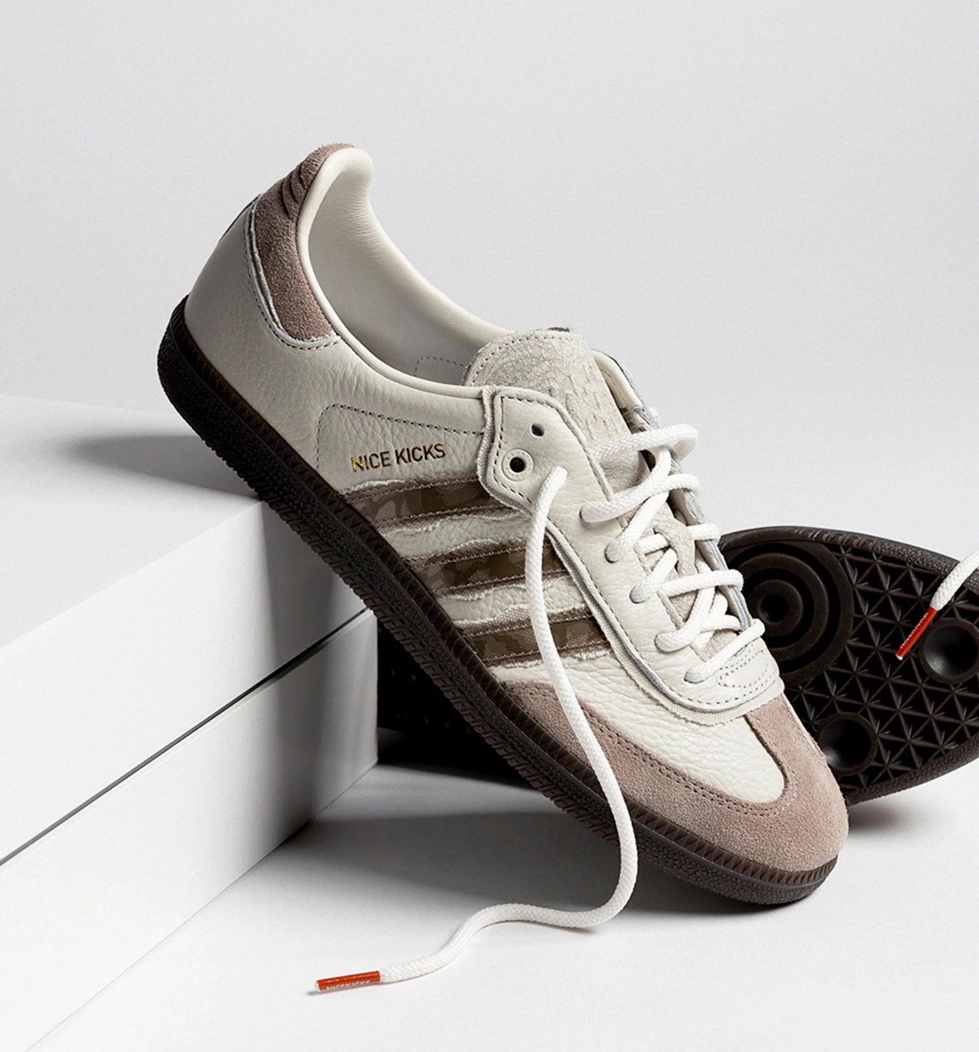 Nice Kicks Samba OG Mens Lifestyle Shoe Talc Brown Pantone Free Shipping