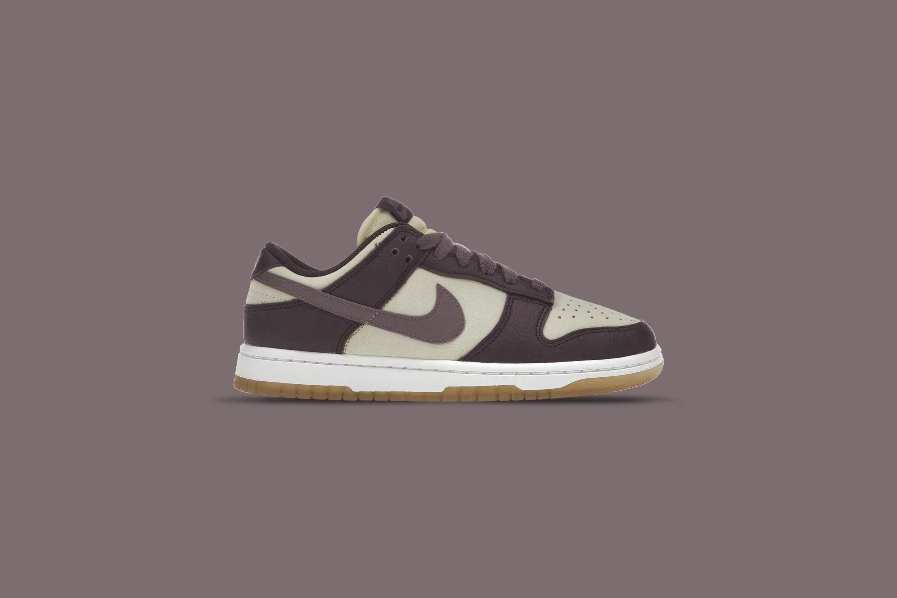 Womens Dunk Low Plum Eclipse Coconut Milk Plum Eclipse Earth