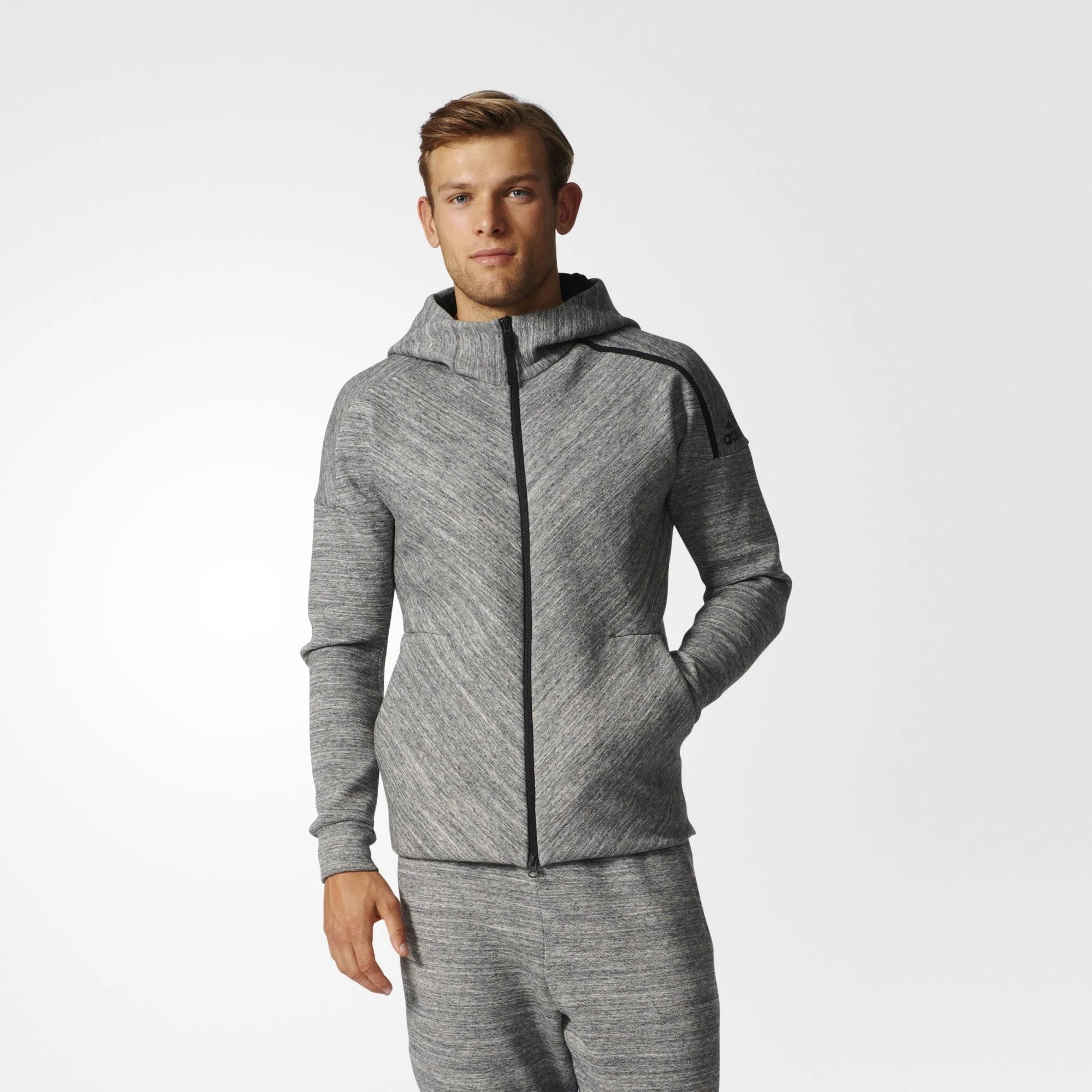 ZNE Travel Hoodie Mens Medium Heather Grey