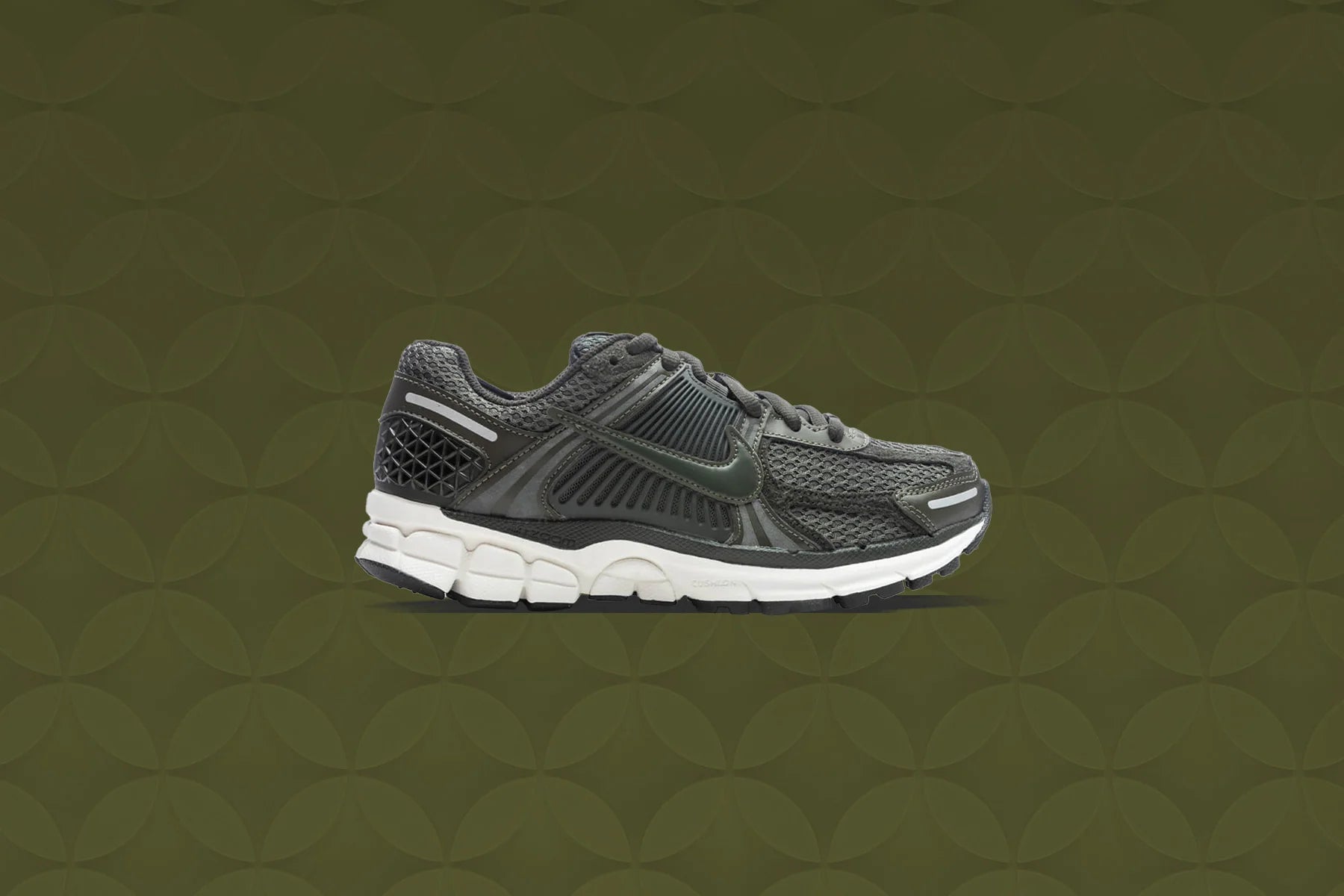 Womens Zoom Vomero 5 Cargo Khaki Sequoia Metallic Silver