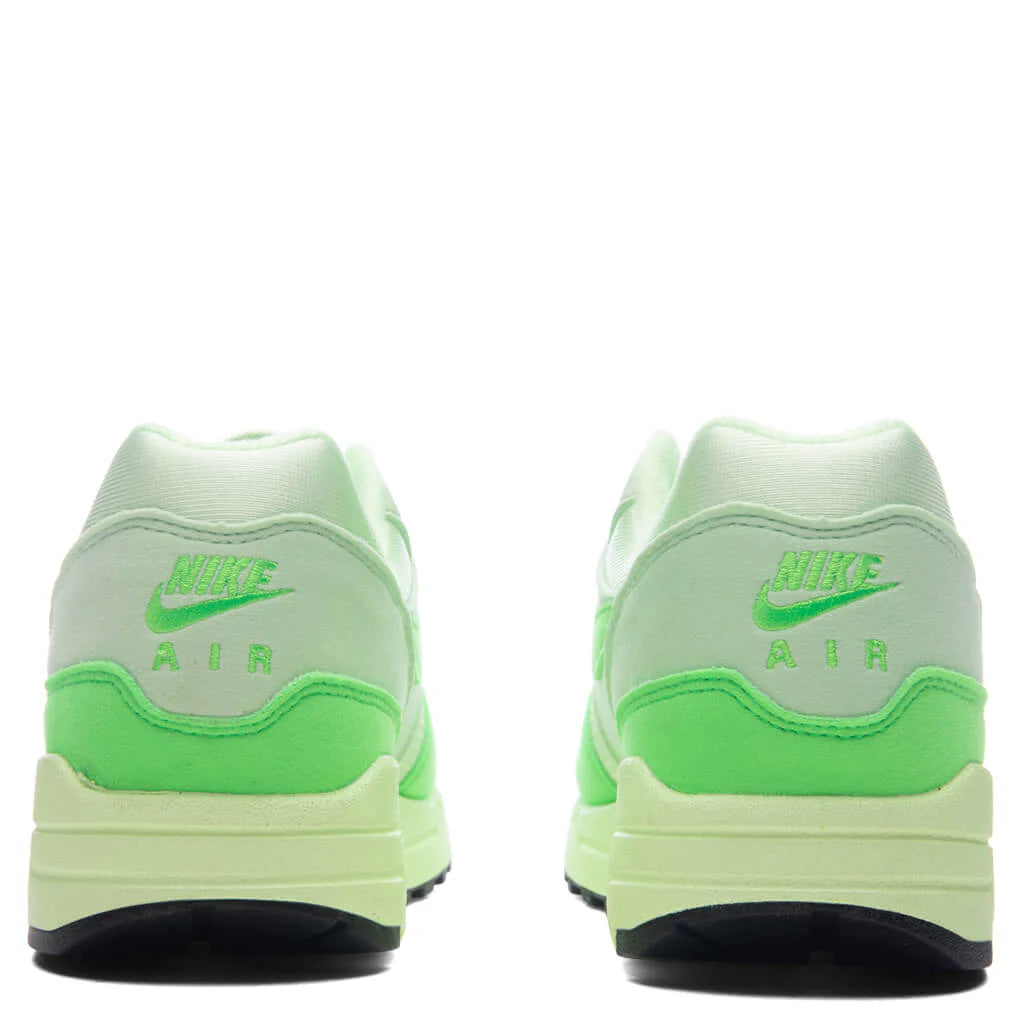 Womens Air Max 1 87 Vapor Green Green Strike Barely Volt