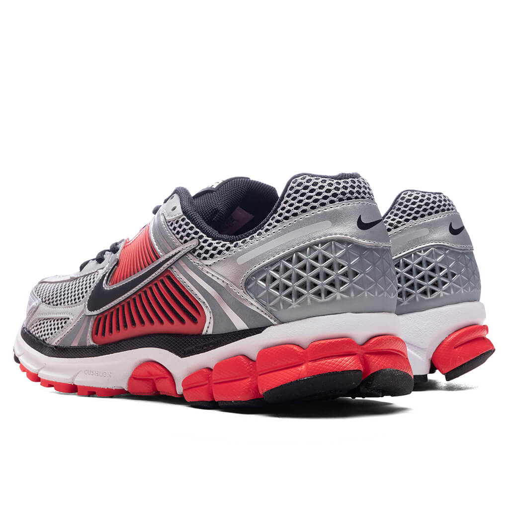 Zoom Vomero 5 Metallic Silver Black FLT Silver