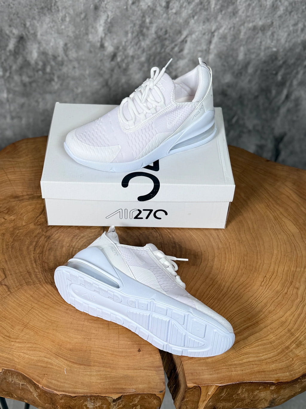 NIKE 270 MODEL