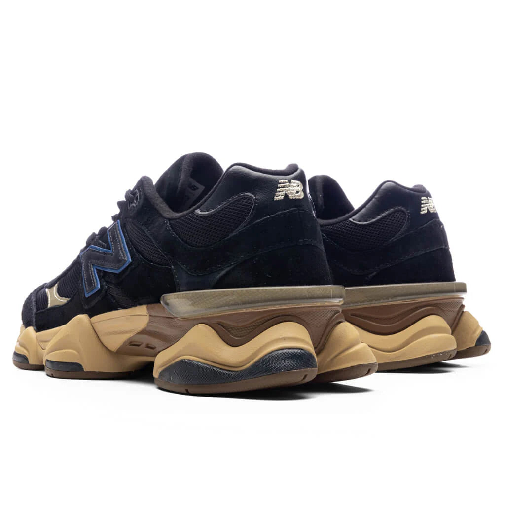 9060 Black