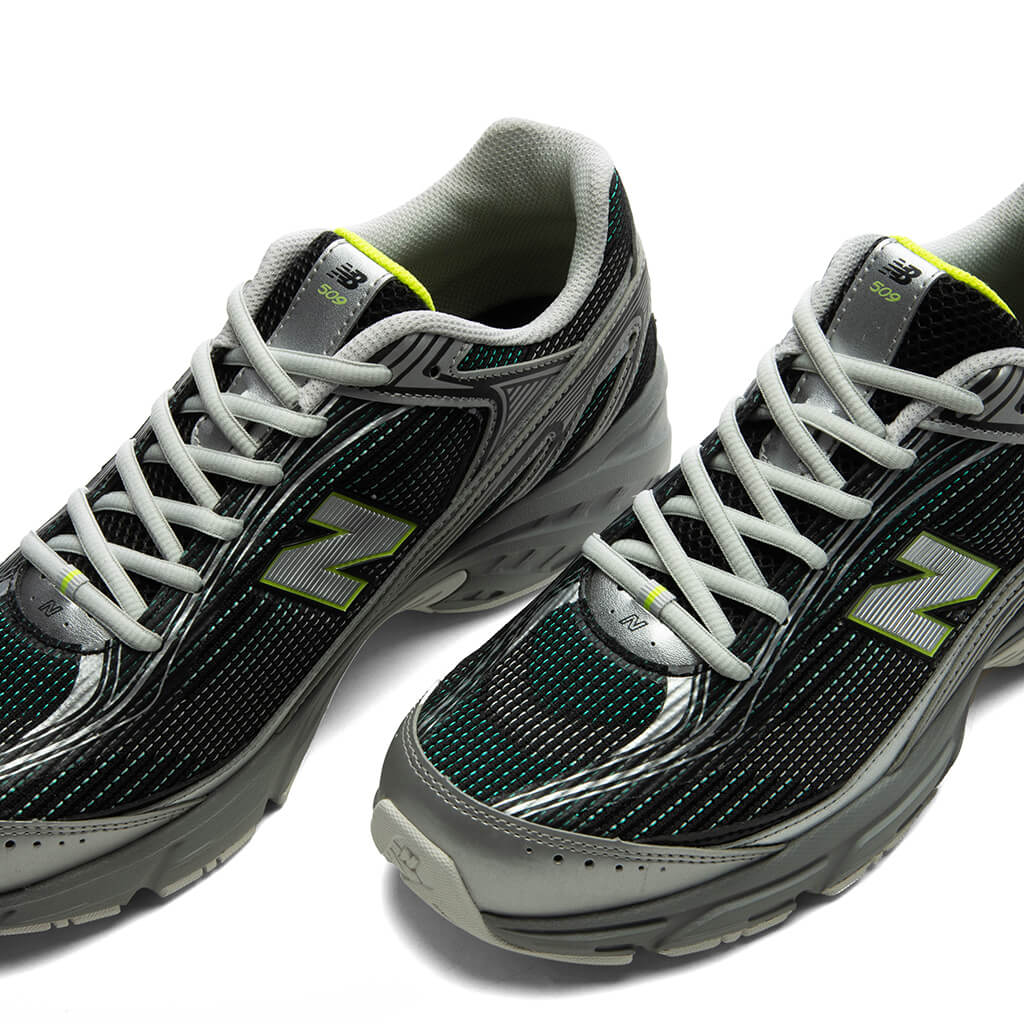 509 Silver Metallic Deep End