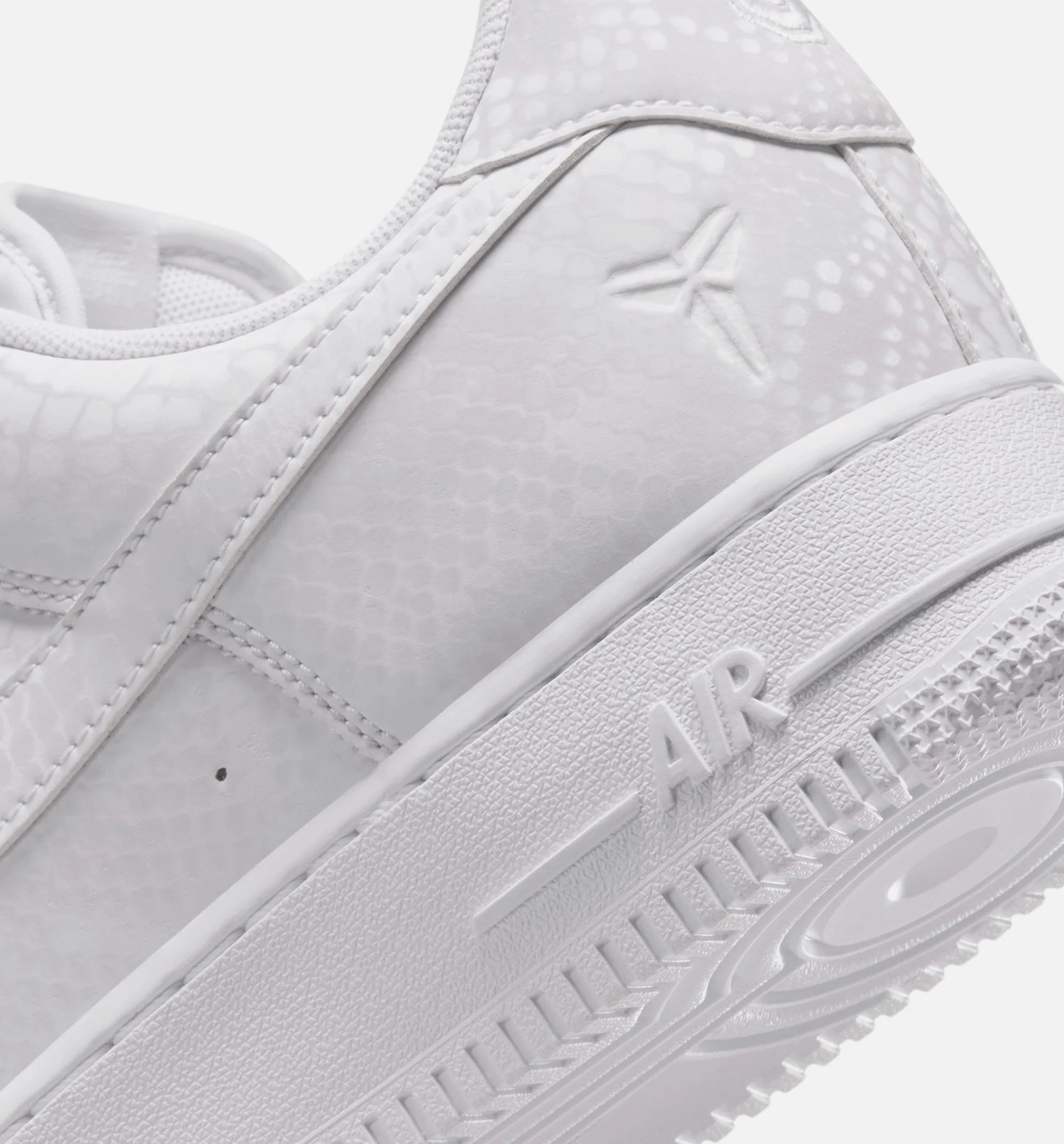 Kobe Bryant x Air Force 1 Mamba Mentality Mens Lifestyle Shoe White White