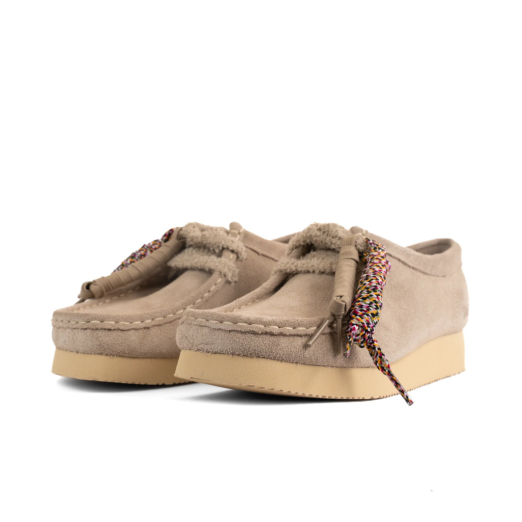 CLARKS WALLABEE SAND SUEDE